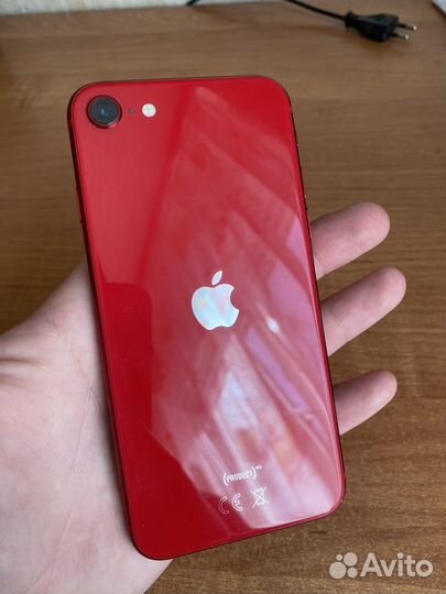 iPhone SE (2020), 64 ГБ