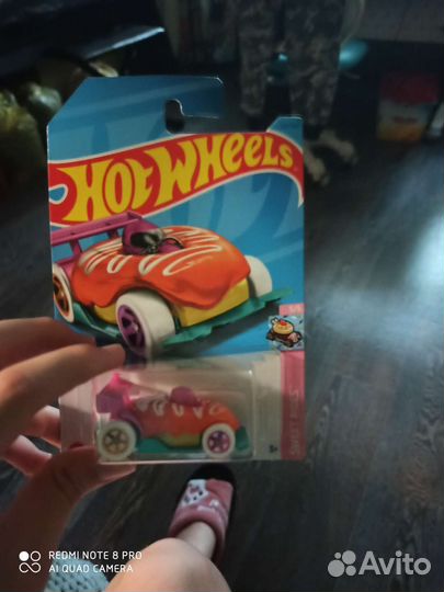 Hot wheels th
