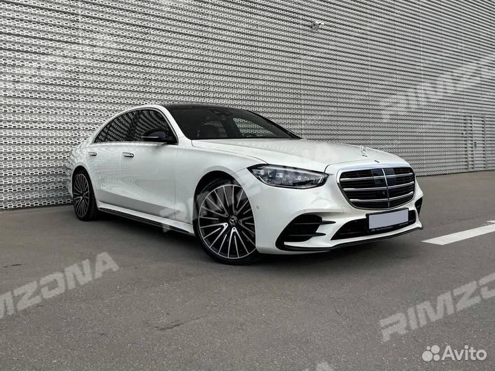 Кованый диск в стиле Mercedes R23 5x112