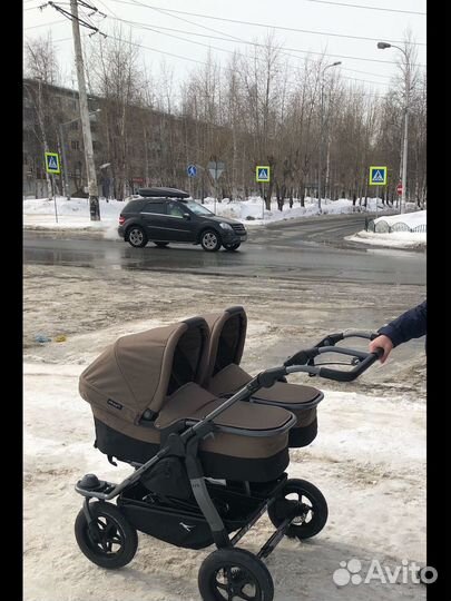 Продам коляску для двойни