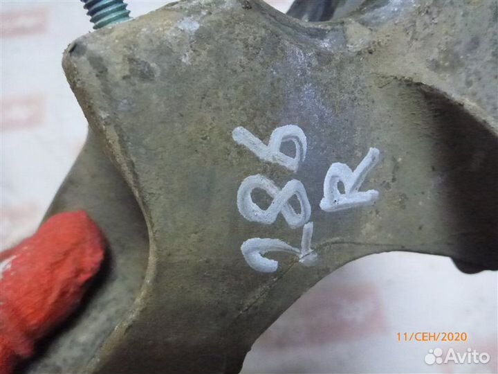 Кронштейн Volkswagen Passat B5 AHL 1998