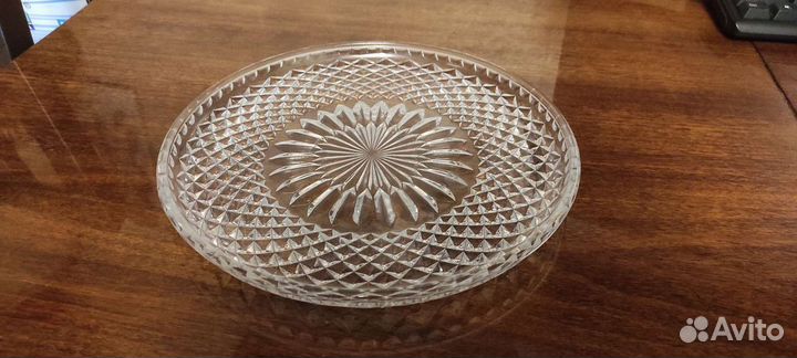 Тортница хрустальная