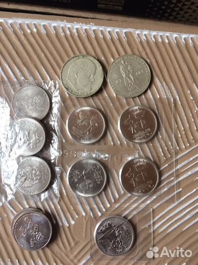 Монеты и банкноты