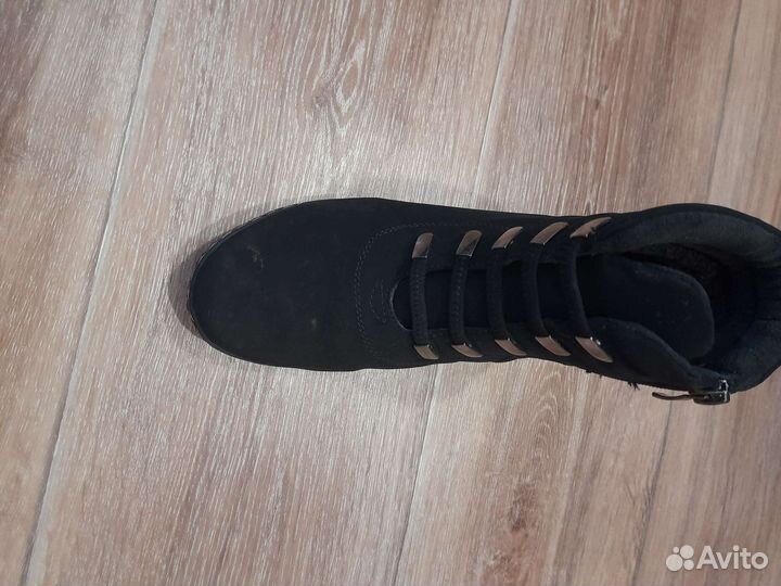 Ботинки женские 37 размер