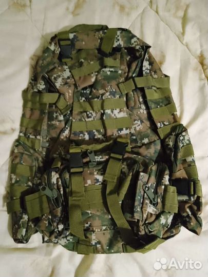 Тактический рюкзак походный с подсумками