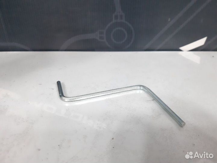 Ключ для люка Audi Allroad C5 BES 2003