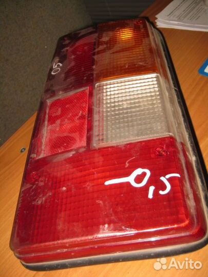 Стекло заднего фонаря правое Лада 2105 I (1979–201