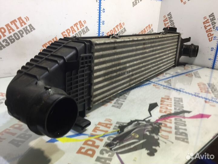 Мерседес С-Класс Радиатор интеркулера