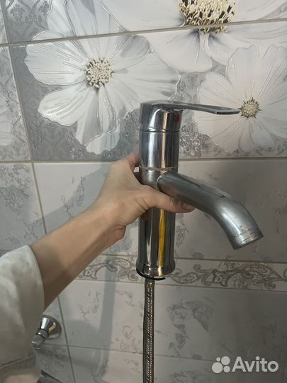 Смеситель Ledeme латунь