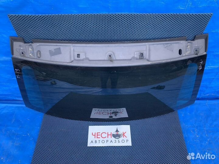 Стекло двери багажника VW Touareg GP 2002-2007