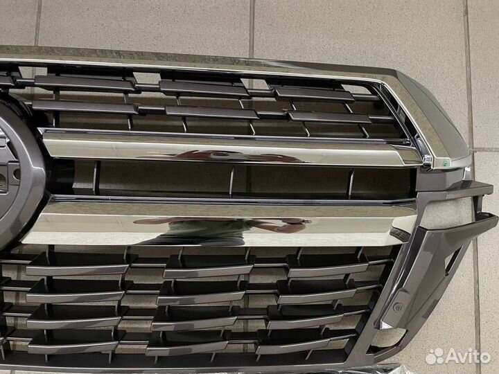 Land Cruiser 200 2016+ Решетка Lounge 2021 W3YE5