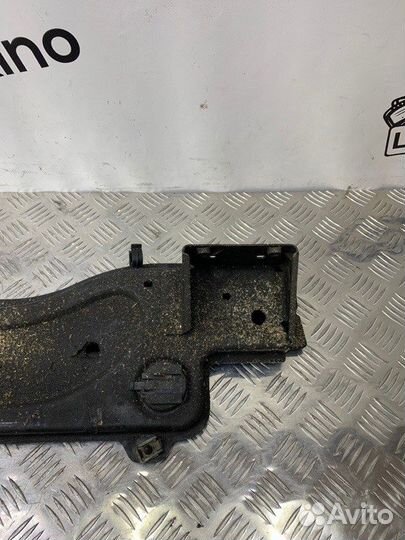 Накладка передней панели Mercedes Gl X164