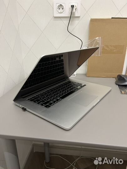 Apple MacBook Pro 15 2012 retina