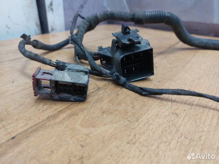 Проводка фарная Opel Astra H универсал Z13DTH 2006