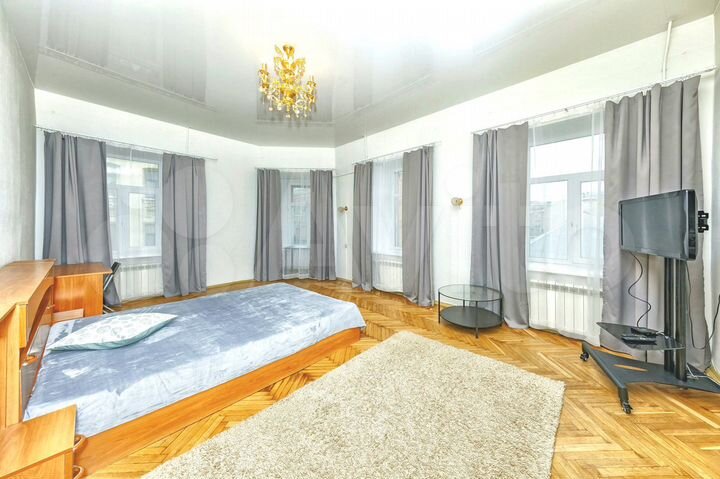 3-к. квартира, 85 м², 4/4 эт.