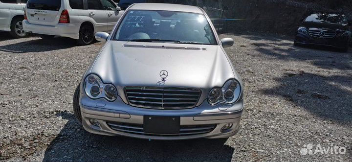 Авто на разбор Mercedes-Benz C-Class W203 271.946