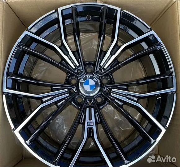 Новые диски на BMW 846M R19 5x120