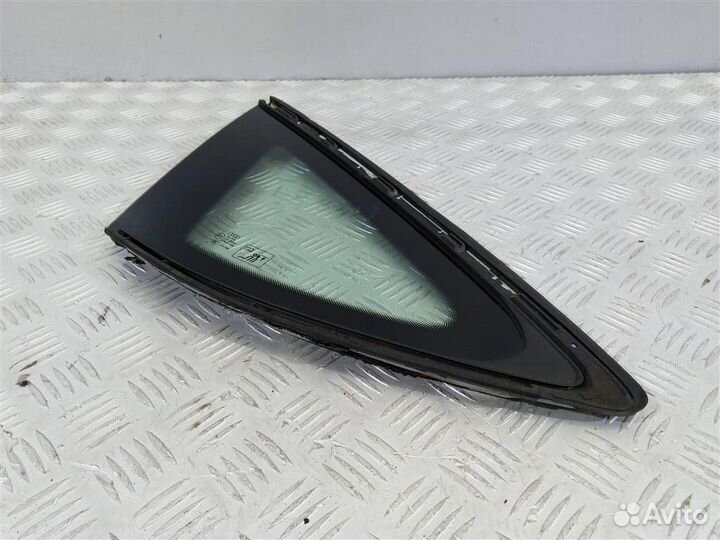 Стекло левое Audi A7 4G 4G8845299C