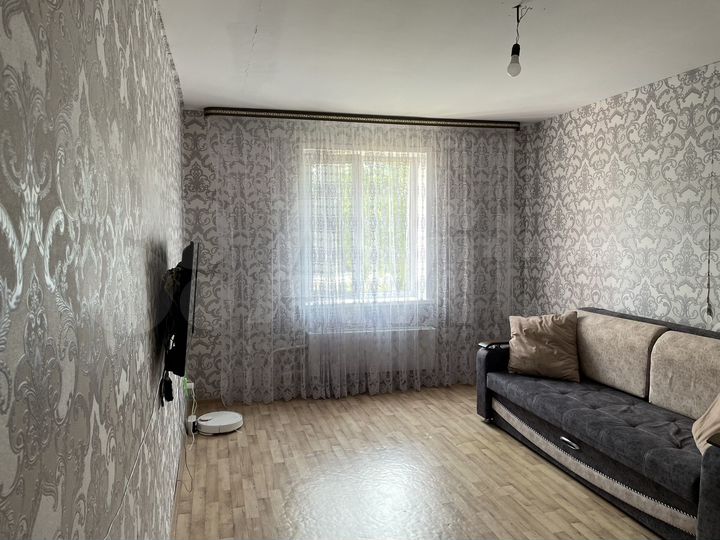 2-к. квартира, 50 м², 2/2 эт.