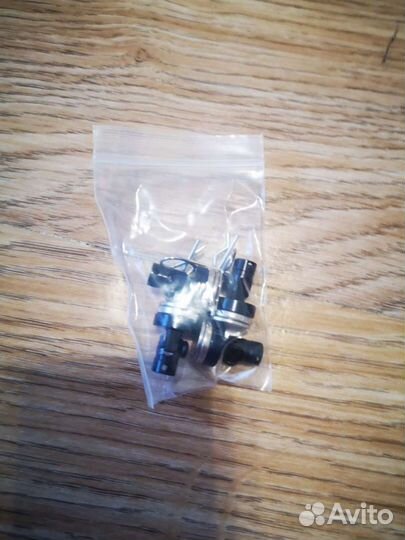 Магнитный держатель корпуса 1:10