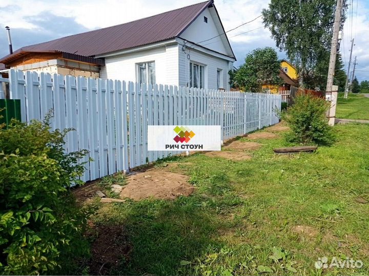 Забор из штакетника