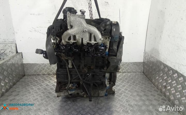 Двигатель Volkswagen Sharan 2-й рест. 2009 BVK