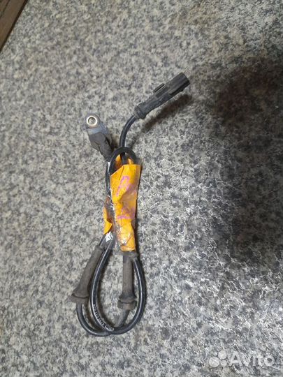 Датчик ABS задний Renault Duster