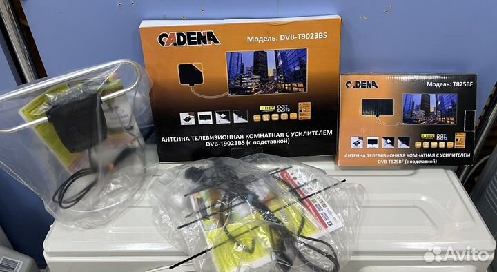 Цифровые комнатные антенны в ассортименте