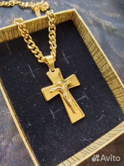 Кулоны Крест и Лев.Испания