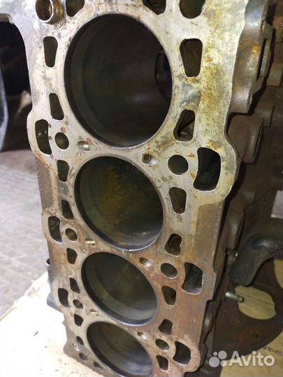 Блок 2,2 D4HB 2F0322FH00 Kia Hyundai