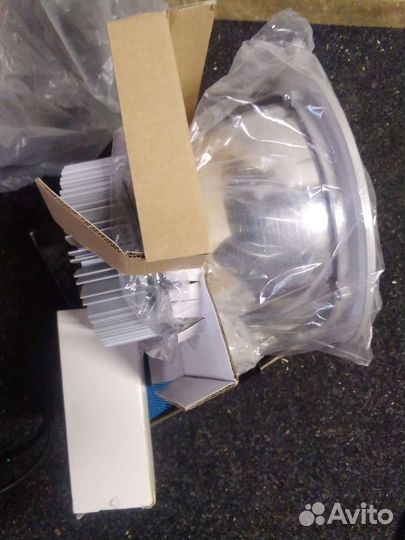 Светильник потолочный светодиодный