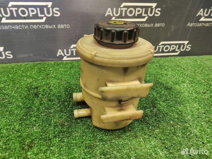 Бачок гур Renault Logan 1.6 2004-2016