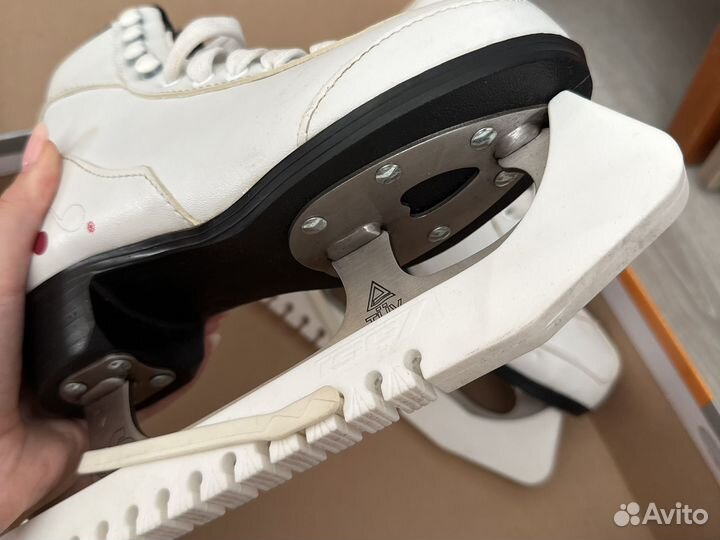 Коньки детские