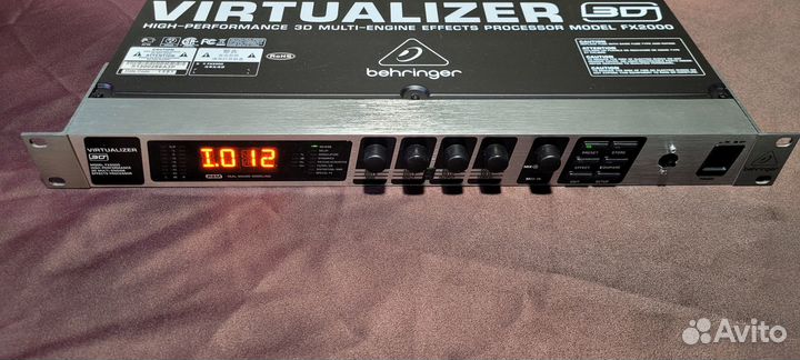 Процессор эффектов Behringer 2000 3DVirtualizer