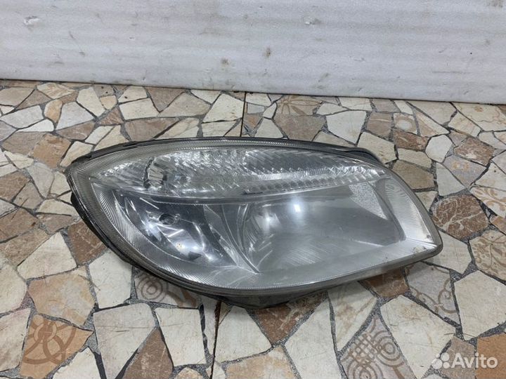 Фара галоген передняя правая Skoda Fabia хэтчбэк