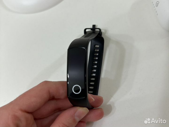 Фитнес браслет honor band 5