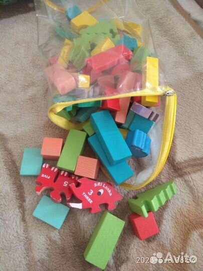 Кубики игрушки