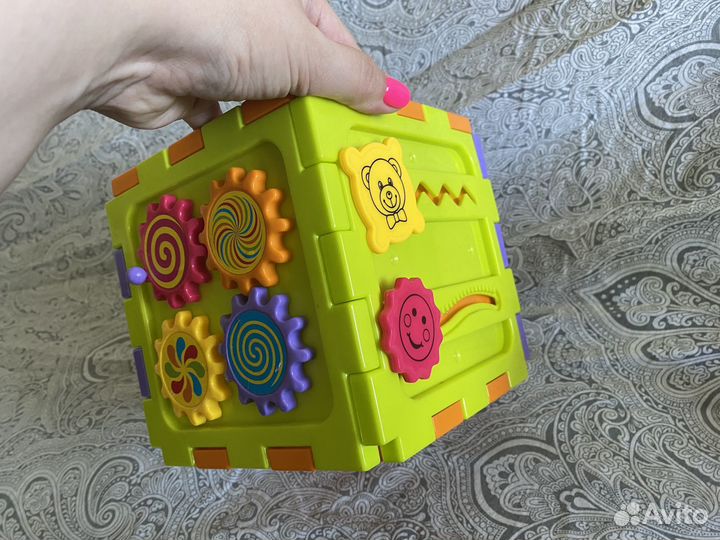 Развивающие игрушки для малышей