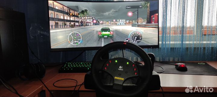 Игровой руль Logitech momo Racing