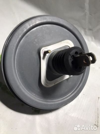 Вакуумный усилитель тормозов mercedes w208