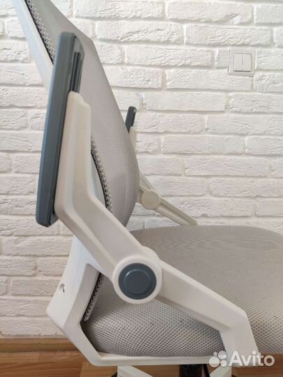 Компьютерное кресло