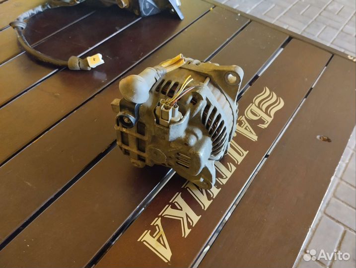 Генератор на mitsubishi Outlander