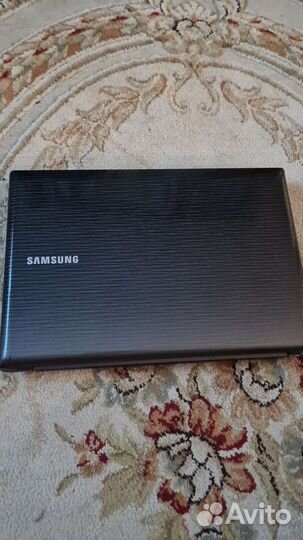 Ноутбук samsung