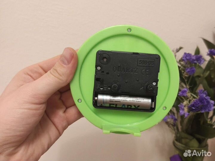 Часы будильник