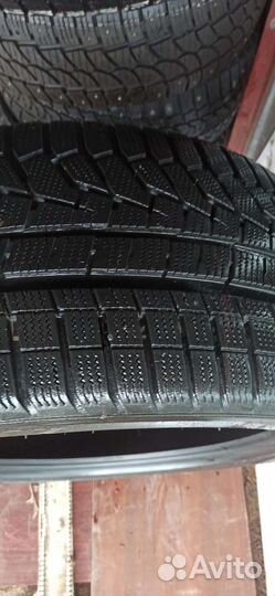 Hankook Winter I'Cept Evo2 W320B 275/40 R20 106V