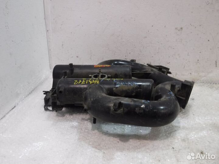 Впускной коллектор