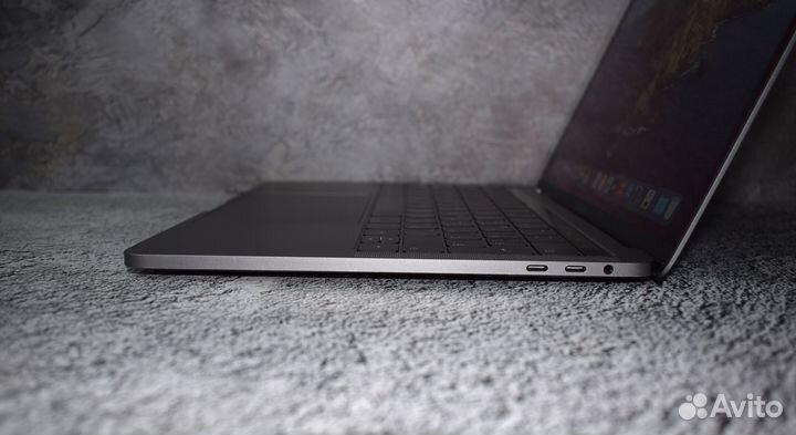 Macbook pro 13 2017 touch bar