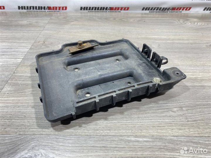 Площадка аккумулятора Kia Rio 2 1.4 2008