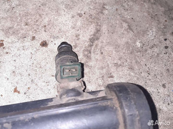 Топливная форсунка volkswagen passat b5