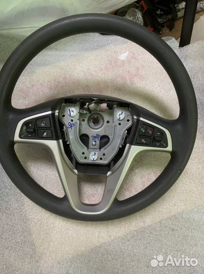 Руль Хендай i20 2009 г